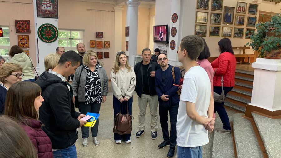 Освітяни територіальних громад та батьківська громадськість відвідали Музей УМСФ
